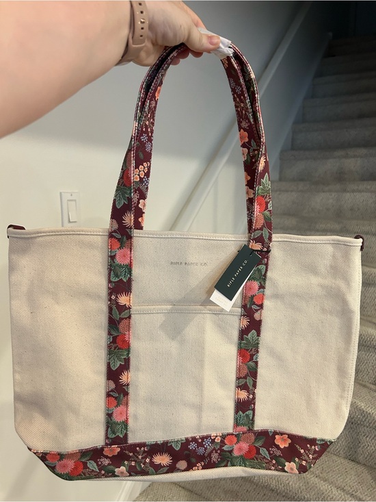 Rifle Paper Co. Handbags - BNWT rifle paper co zippered tote bag